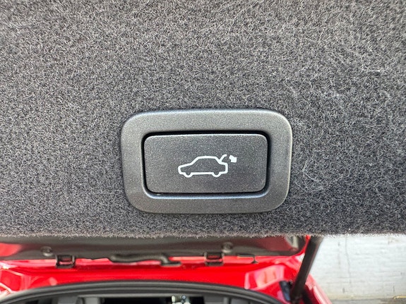 Volvo XC60 17 of 18