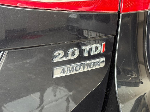 Volkswagen Passat 23 of 28