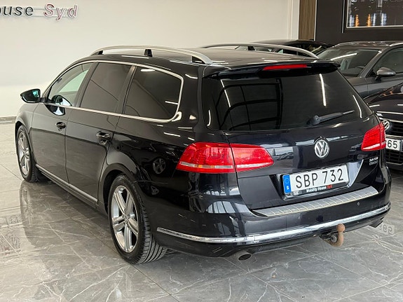 Volkswagen Passat 3 of 28