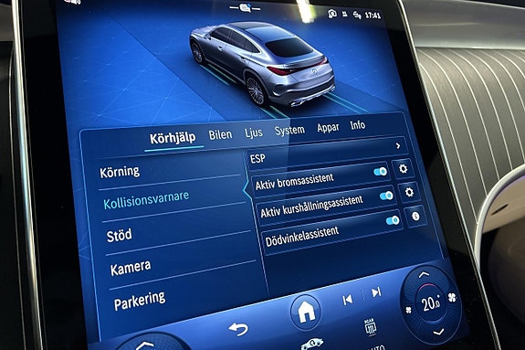 Mercedes-Benz GLC300 de 26 of 30