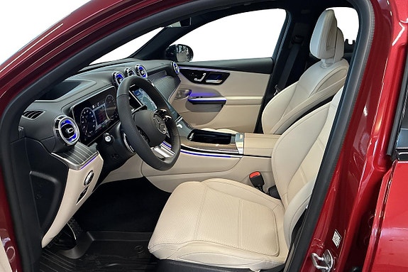 Mercedes-Benz GLC300 de 8 of 30