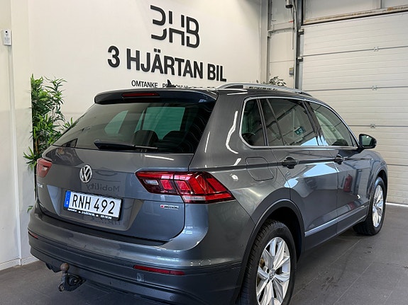 Volkswagen Tiguan 4 of 24