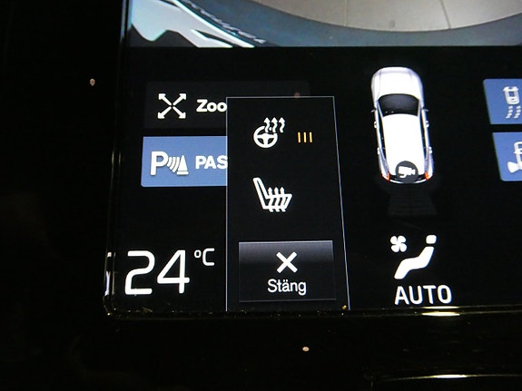 Volvo XC40 21 of 24