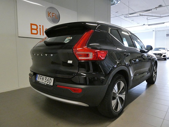 Volvo XC40 8 of 24