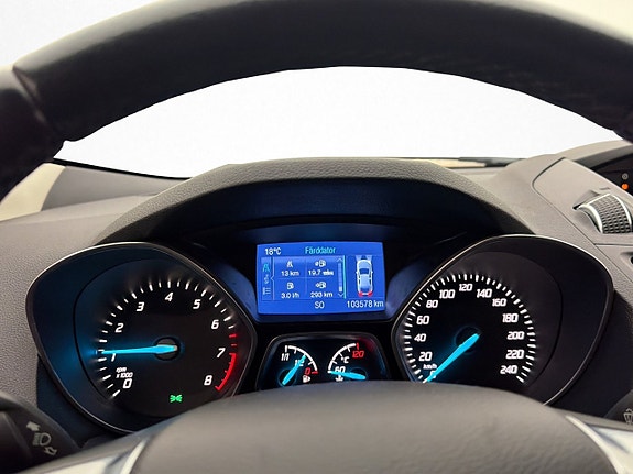Ford Kuga 18 of 25