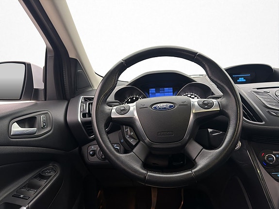 Ford Kuga 10 of 25