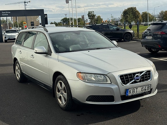 Volvo V70 6 of 11