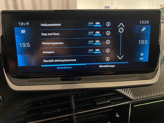 Peugeot 2008 15 of 24