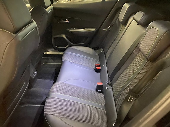 Peugeot 2008 7 of 24