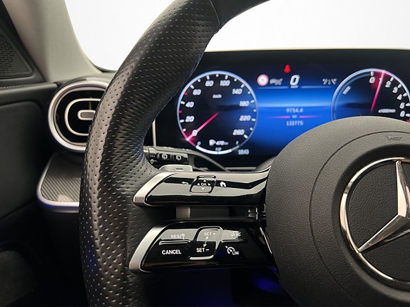 Mercedes-Benz C300 19 of 30