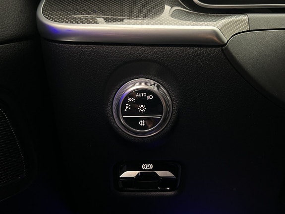 Mercedes-Benz C300 30 of 30