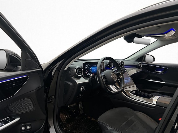 Mercedes-Benz C300 11 of 30