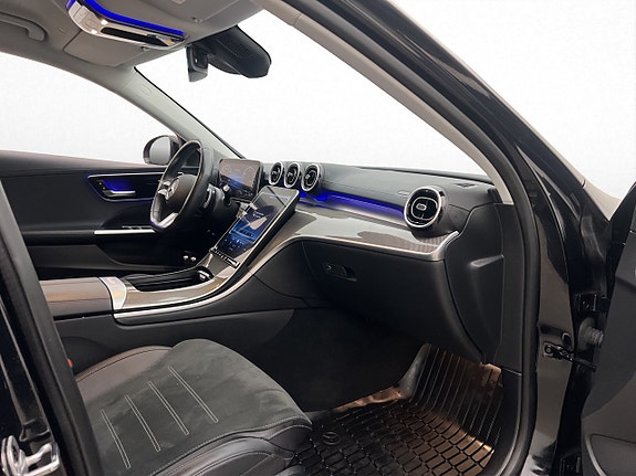 Mercedes-Benz C300 16 of 30