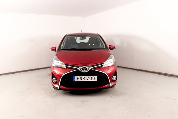 Toyota Yaris 6 of 24