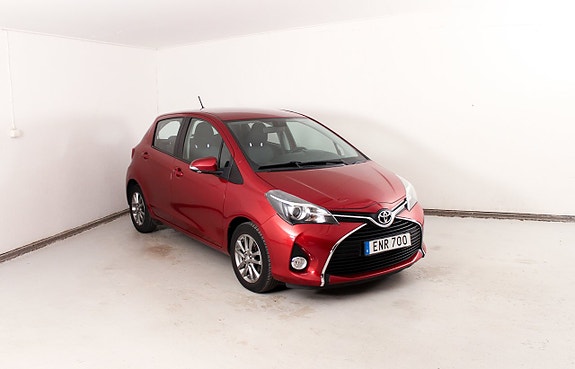 Toyota Yaris 4 of 24
