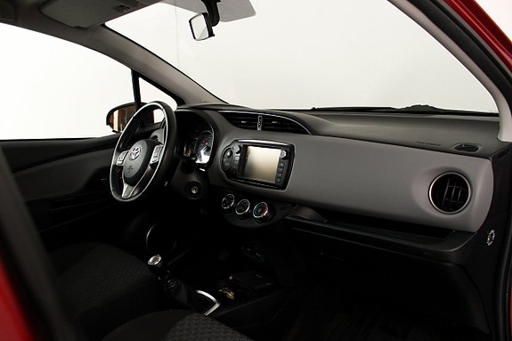 Toyota Yaris 22 of 24