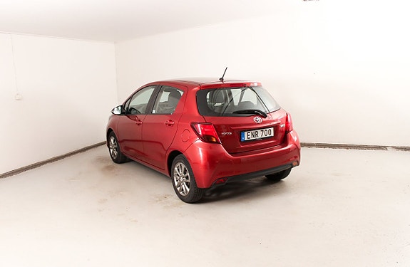 Toyota Yaris 9 of 24