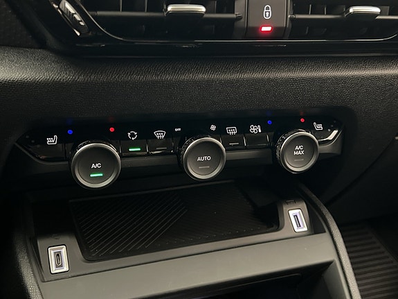 Citroen C4 17 of 30