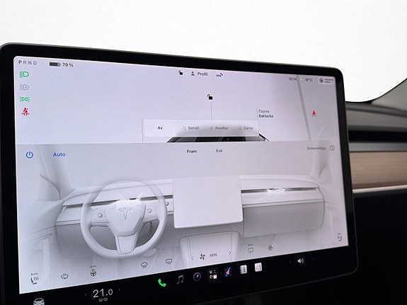 Tesla Model Y 20 of 30