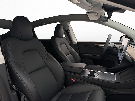 Tesla Model Y 14 of 30