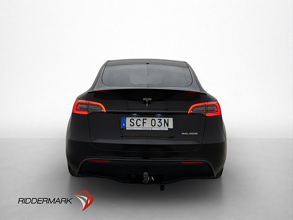 Tesla Model Y 6 of 30