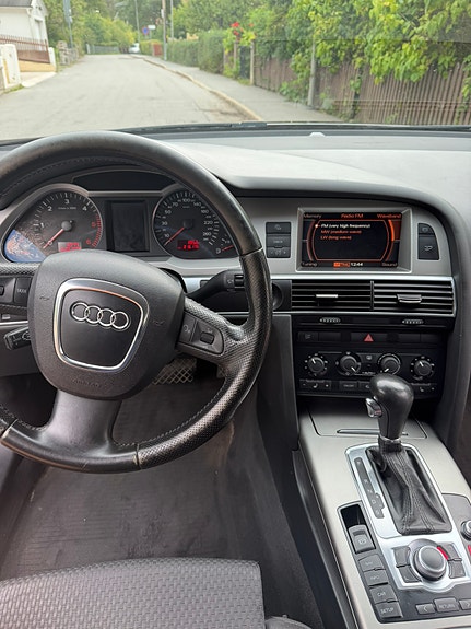Audi A6 5 of 9