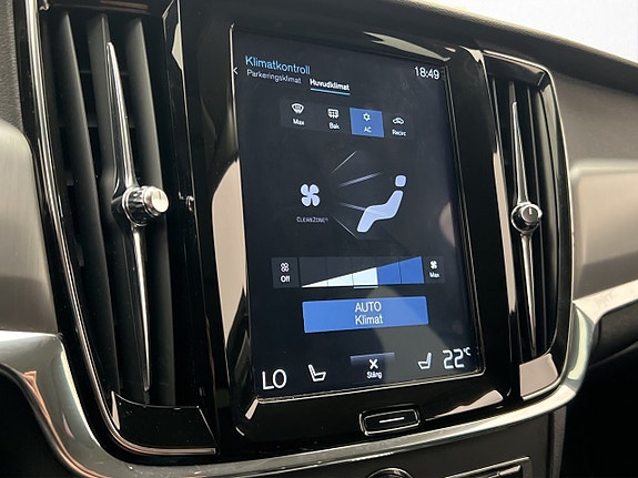 Volvo V90 26 of 30