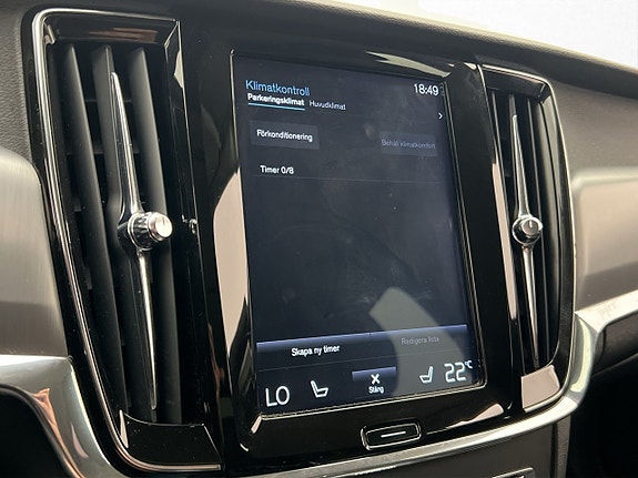 Volvo V90 27 of 30