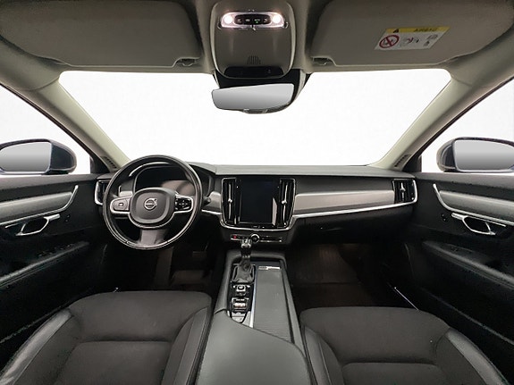 Volvo V90 13 of 30