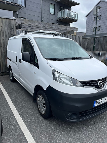 Nissan NV200 13 of 17