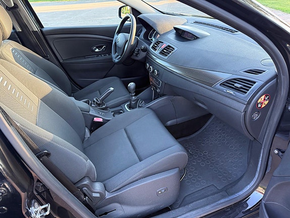 Renault Megane III 8 of 10