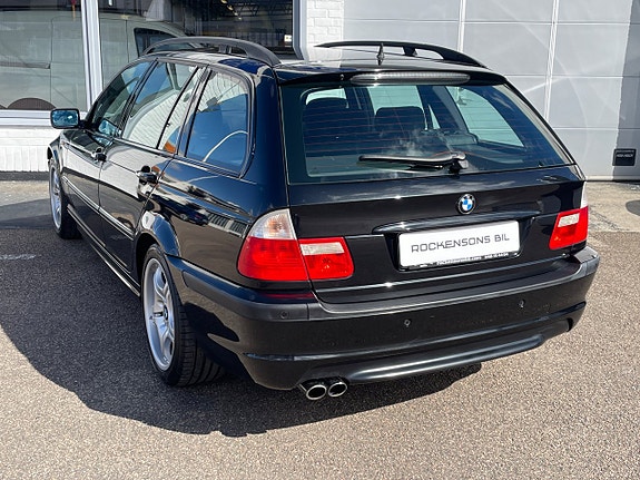 BMW 330i 3 of 30