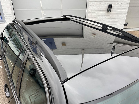 BMW 330i 20 of 27