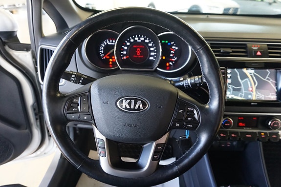 Kia Rio 11 of 12