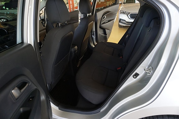 Kia Rio 4 of 12