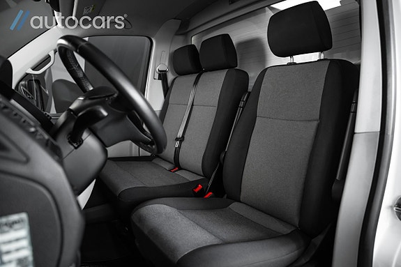 Volkswagen Transporter 27 of 27