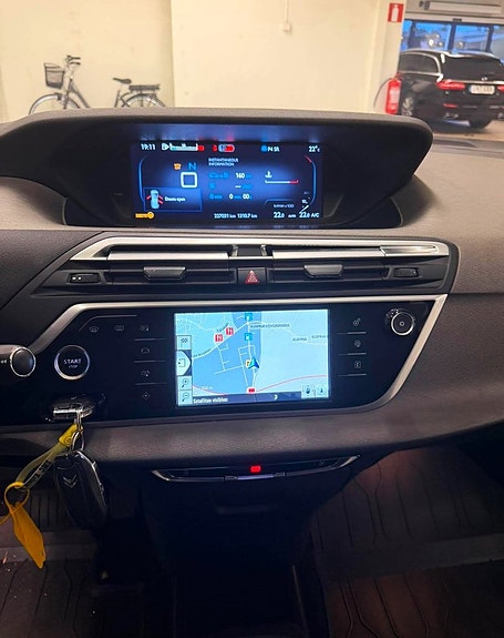 Citroen Grand C4 Picasso 15 of 20