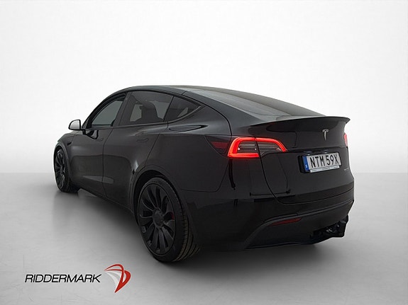 Tesla Model Y 6 of 30