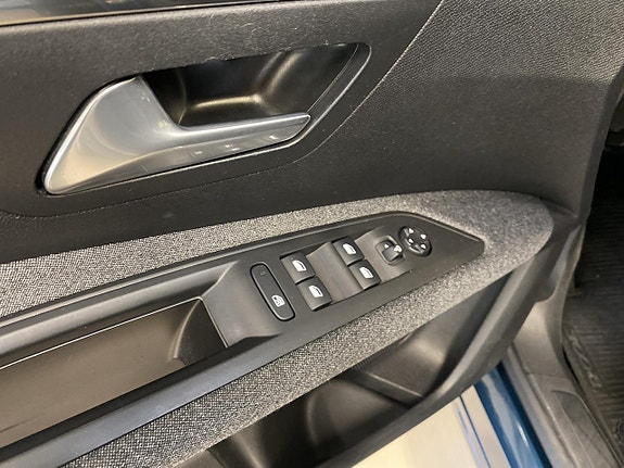 Peugeot 3008 16 of 16