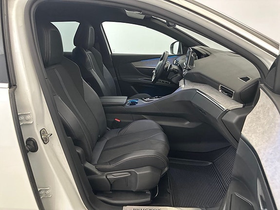 Peugeot 3008 7 of 10
