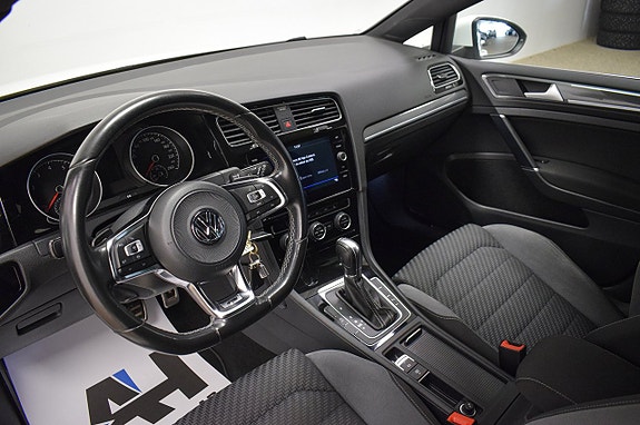 Volkswagen Golf I 7 of 28