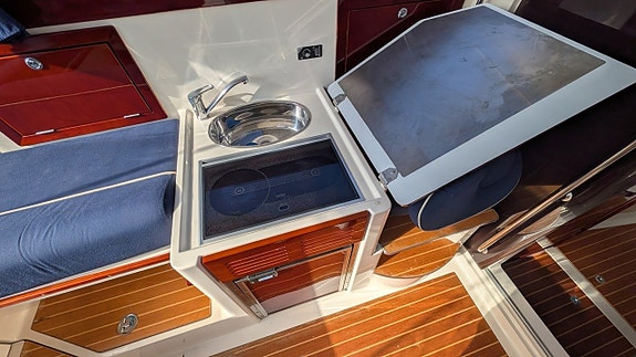 Aquador 23 HT -09 motor 2014. Volvo Penta D3-200 HK. 15 of 22