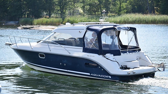 Aquador 23 HT -09 motor 2014. Volvo Penta D3-200 HK. 2 of 22