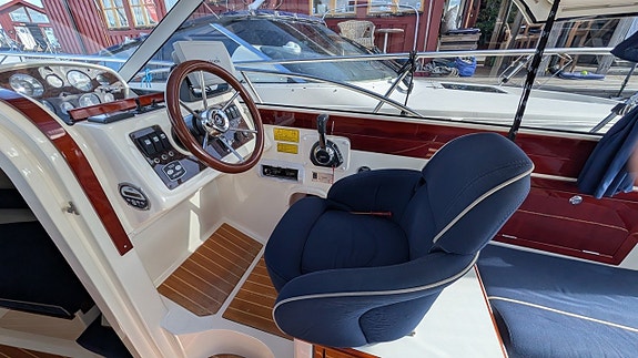 Aquador 23 HT -09 motor 2014. Volvo Penta D3-200 HK. 8 of 22