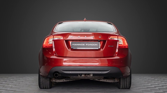 Volvo S60 5 of 20