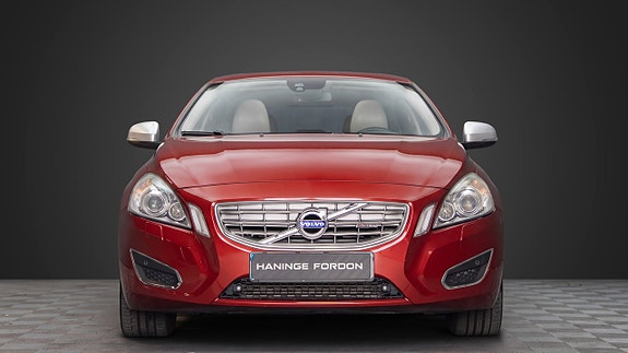 Volvo S60 2 of 20