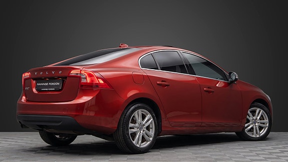 Volvo S60 4 of 20