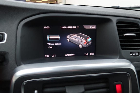 Volvo V60 15 of 17