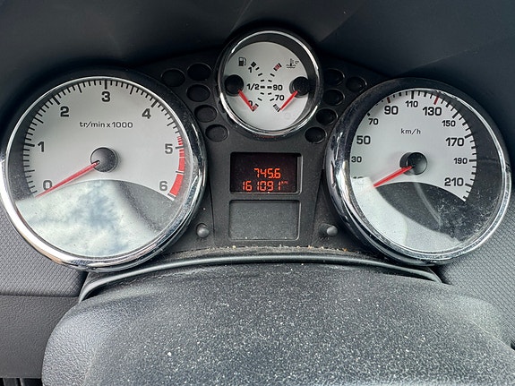Peugeot 207 9 of 10
