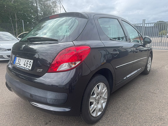 Peugeot 207 5 of 10